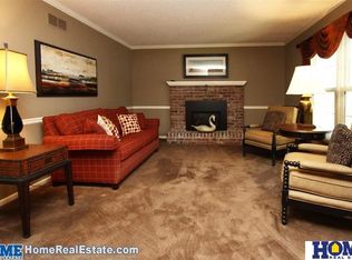 5411 S Dove Ln, Lincoln, NE 68516