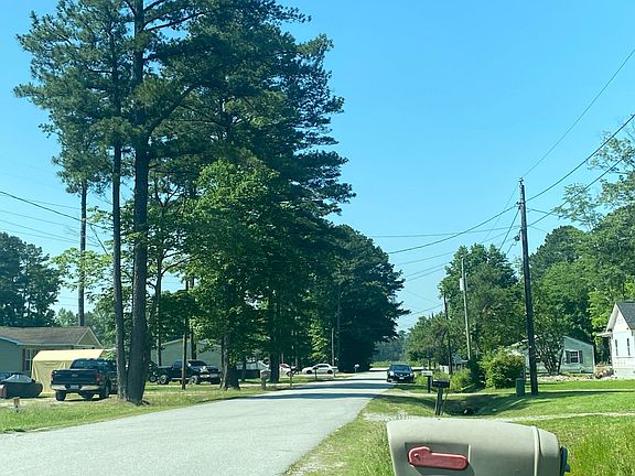 4th image of 14187 Bartlett Cir