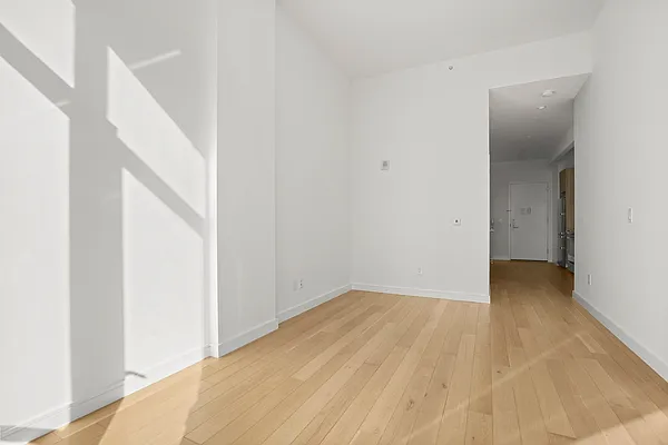 Rented by Stonehenge NYC LLC | media 4