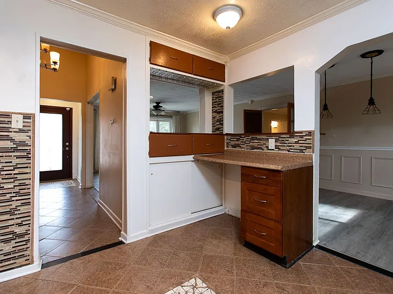 10 Warren Dr — Photo 18