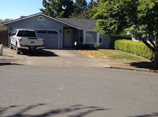 7246 A St, Springfield, OR 97478