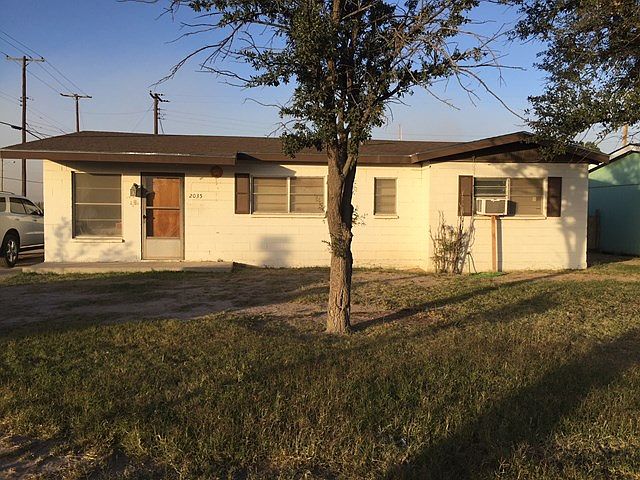 2nd image of 2035 Jackson Blvd