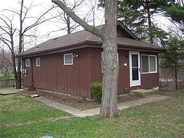 1st image of 4802 Lakeview Dr