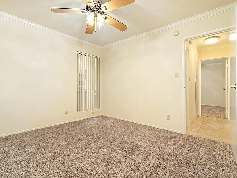 2266 Cazador Dr #4 — Photo 23