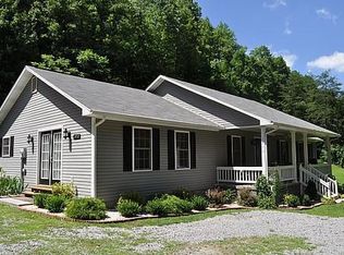 1932 Broadbottom Rd, Pikeville, KY 41501