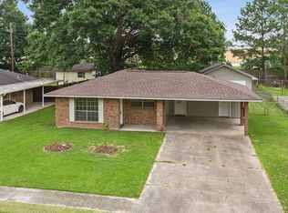 912 Clermont St, Baker, LA 70714