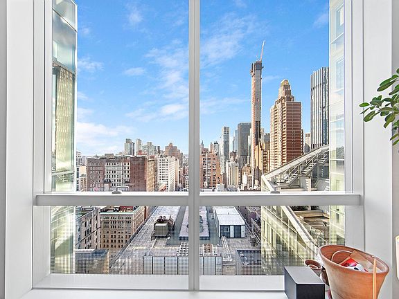 2nd image of 400 Park Ave S APT 29A