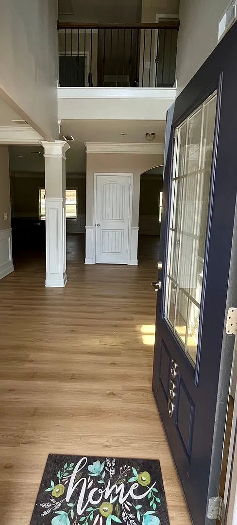 Don't miss this Gorgeous 4 BR Home in the heart of Simpsonville! Fenced Backyard with Lawn Mainte... — Photo 3