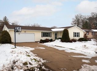 506 Nelson Ct, Viroqua, WI 54665