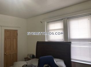 5 Lawrence St APT 10, Everett, MA 02149