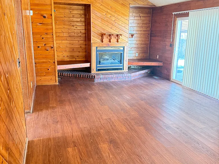 11009 E Colorado Dr — Photo 2