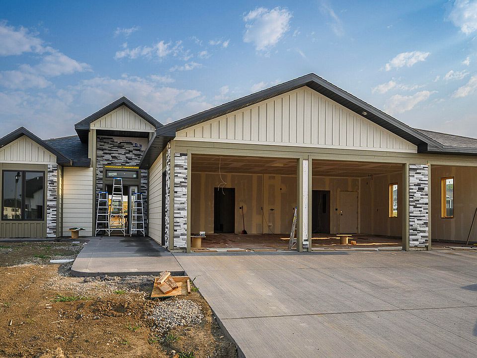 1st image of 602 Shale Dr