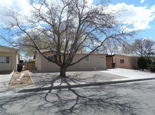 1024 Maxine St NE, Albuquerque, NM 87112
