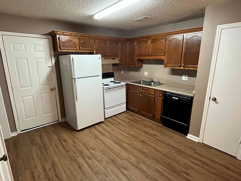 2409 Kelly Ave SW #3 — Photo 4