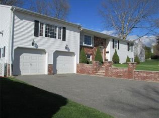 74 Fawn Rd, Somerset, MA 02726