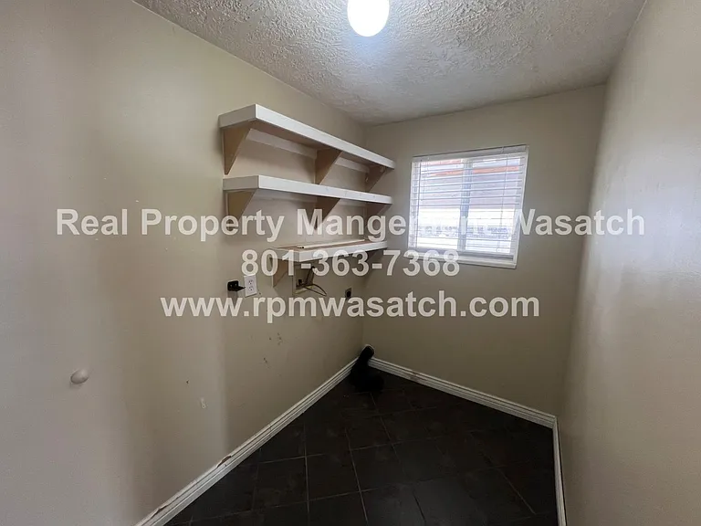 7455 S 4950 W — Photo 9