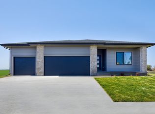 1800 SW Sienna Ct, Grimes, IA 50111