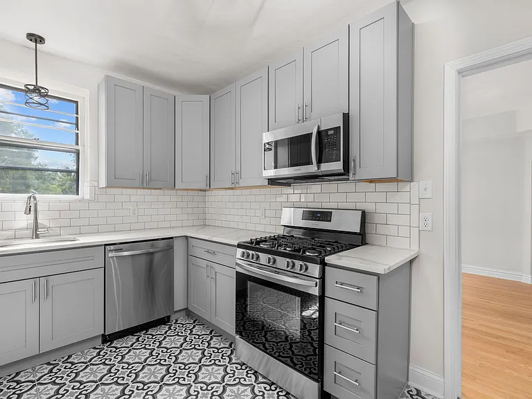 7701 Wise Ave #2S — Photo 14