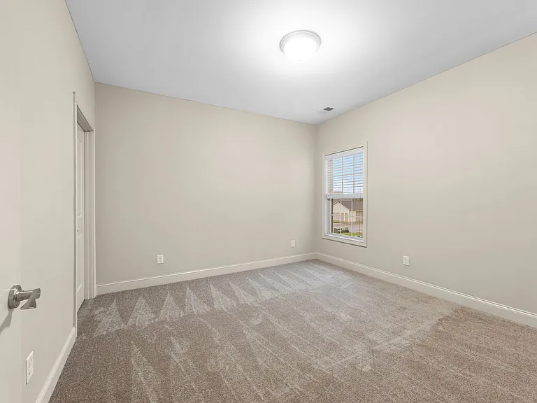 North Pointe — Photo 8