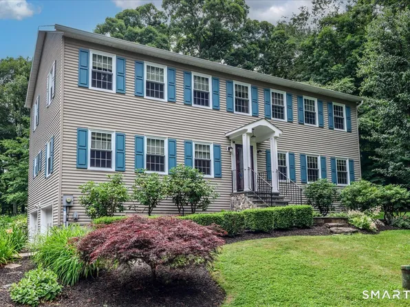 32 Country Way, Bethel, CT 06801