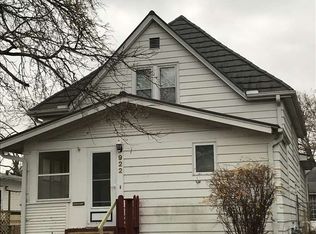 922 Forest Ave, Waterloo, IA 50702