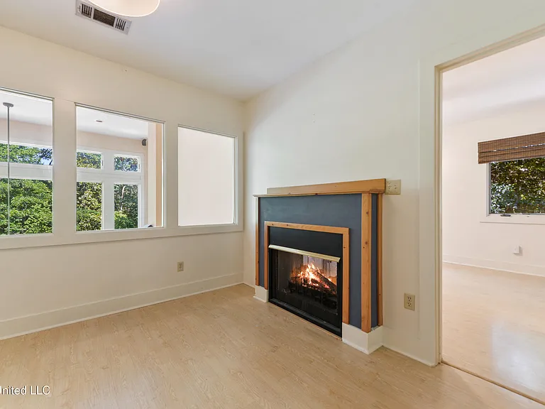 1220 Sunset Ave — Photo 28