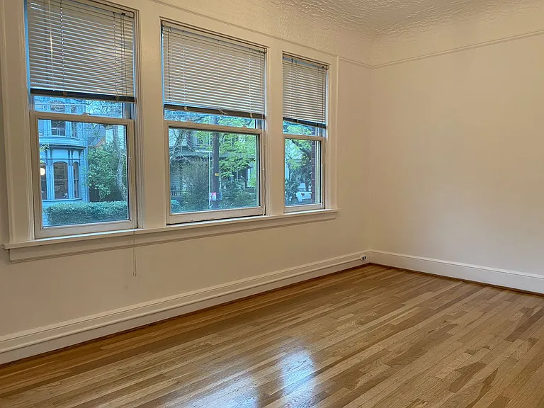 2235 NW Johnson St — Photo 26
