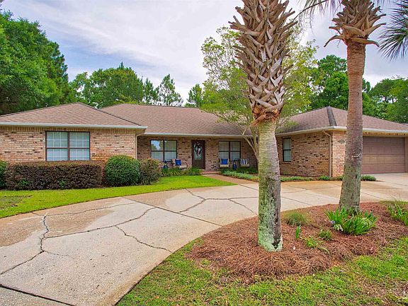 2nd image of 3716 Tiger Point Blvd