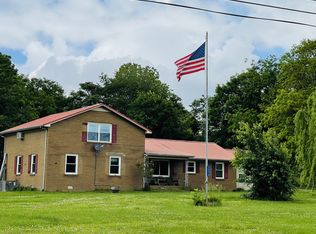 1374 Mooresville Rd, Culleoka, TN 38451