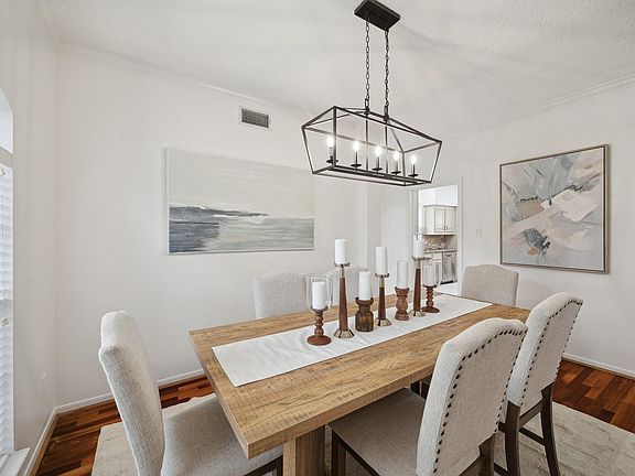 4th image of 15 Amber Sky Pl