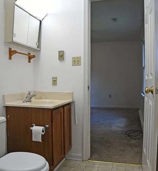 218 Bluebird Dr — Photo 8