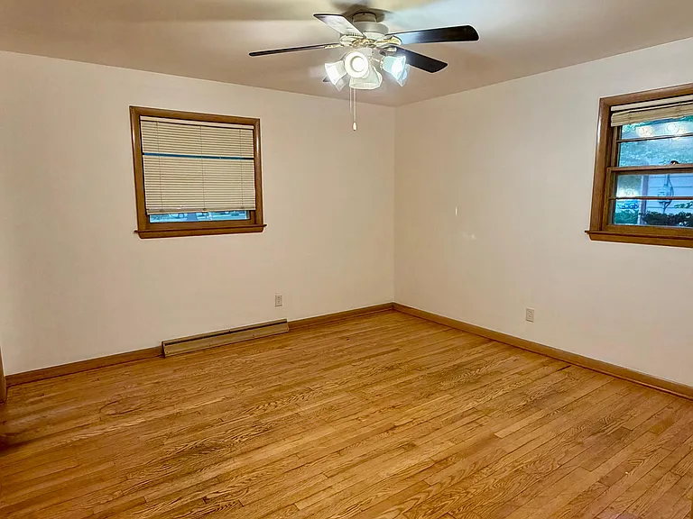 1115 Twilight Dr — Photo 7