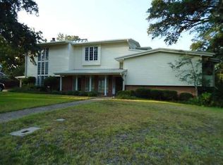 325 McNee Dr, Henderson, TX 75654