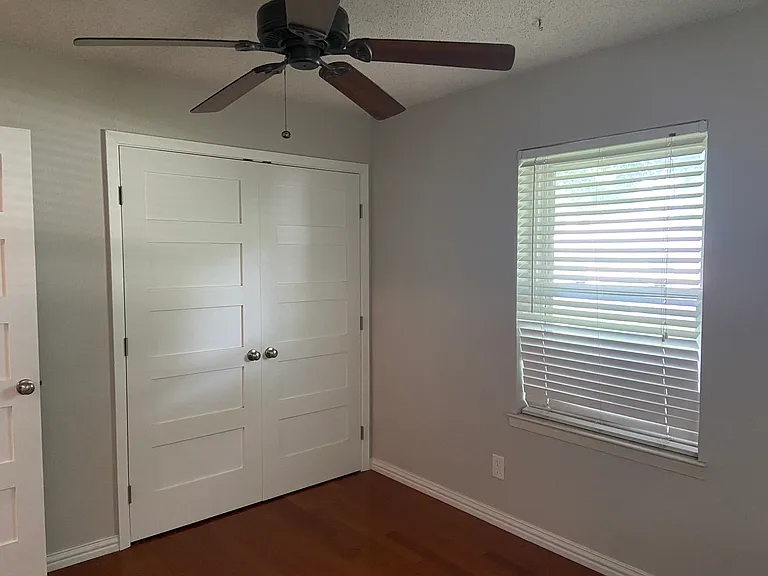 617 Loch Ln — Photo 31