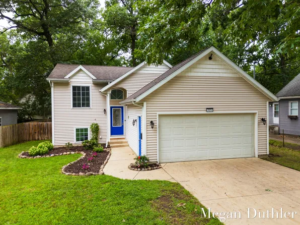 2651 Wyoming Ave SW, Wyoming, MI 49519