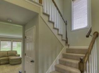552 SE Asheville Dr, Lees Summit, MO 64063
