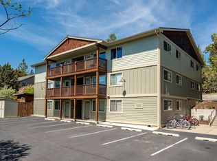1030 NW Roanoke Ave APT 14, Bend, OR 97703