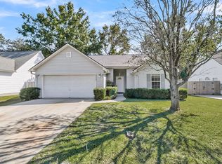 2779 Shadow Ln, North Charleston, SC 29406