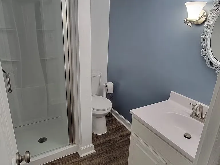 812 W 25th St #4 — Photo 3