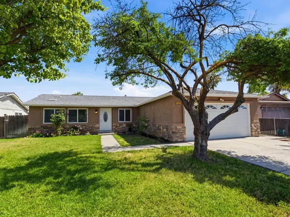 8420 4th St, San Joaquin, CA 93660