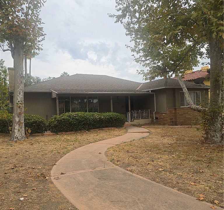 1st image of 1760 Grandview Ave