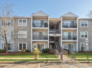 187 Robertson Way #187, Lincoln Park, NJ 07035