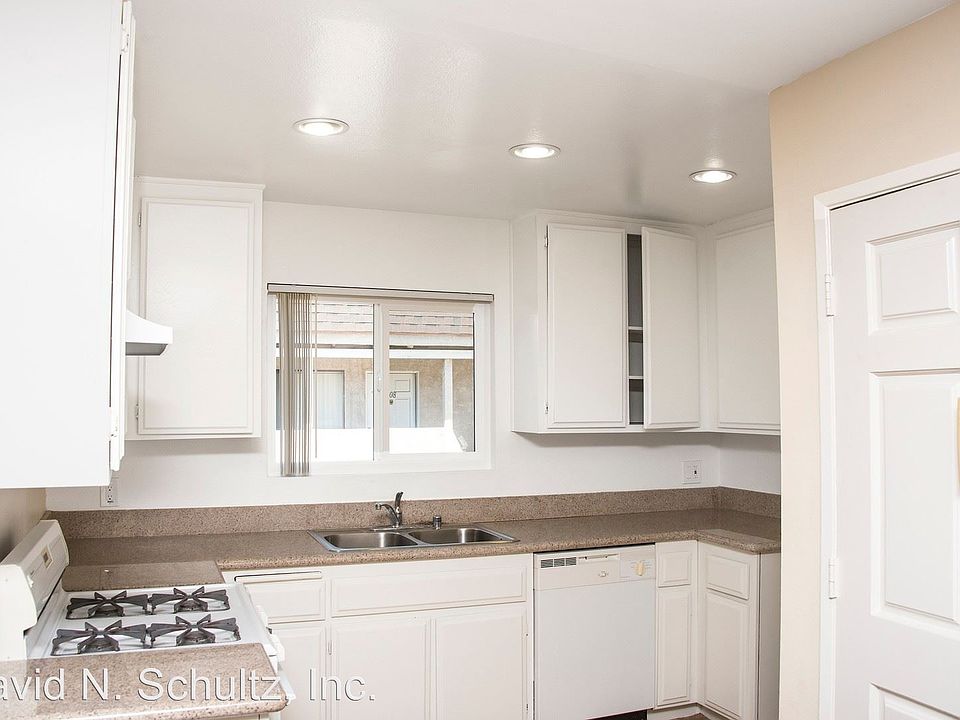 1st image of 321 N Cedar St APT 203