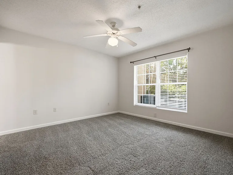 4270 Calinda Ln #316 — Photo 17