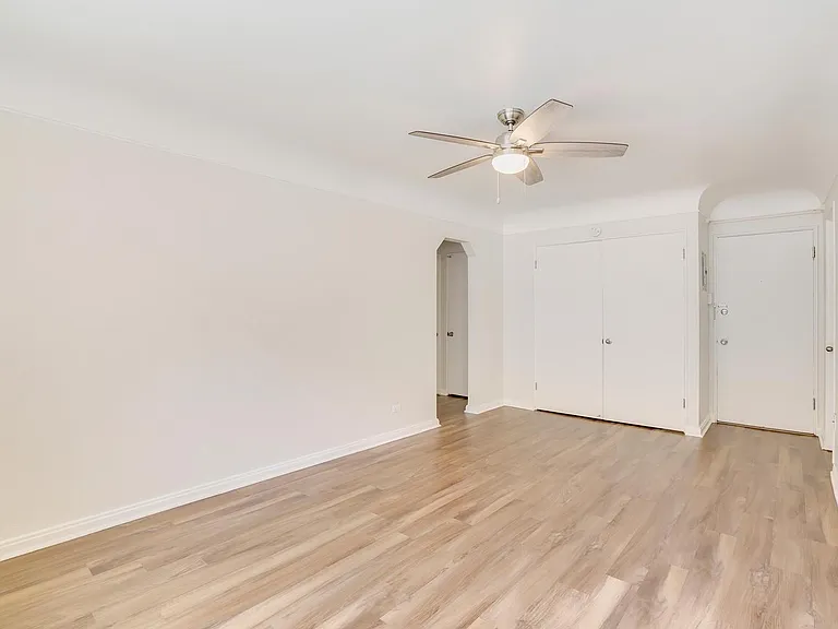 Bermuda Apartments — Photo 41