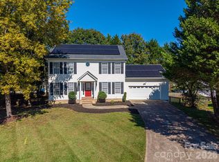 2730 24th Street Ct NE, Hickory, NC 28601