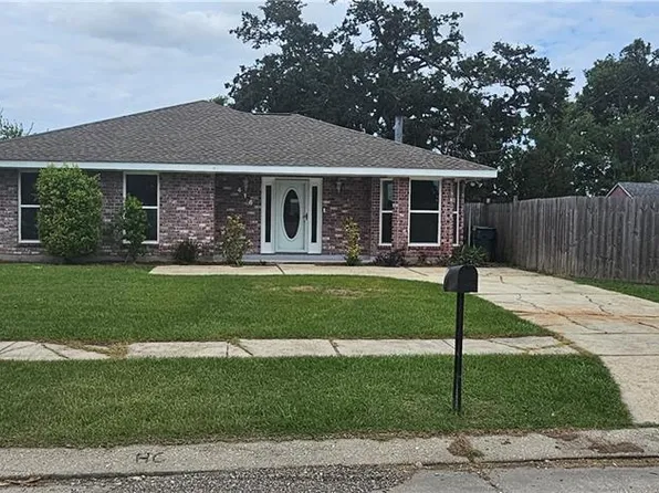 416 Azalea Dr, Westwego, LA 70094