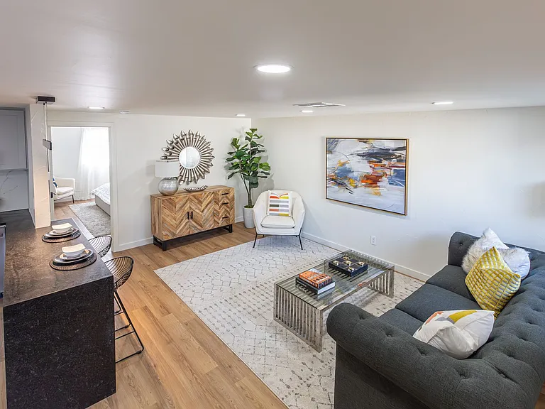 Atrium Apartments — Photo 11