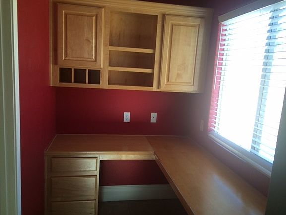 3rd image of 2539 Highland Cliff Dr
