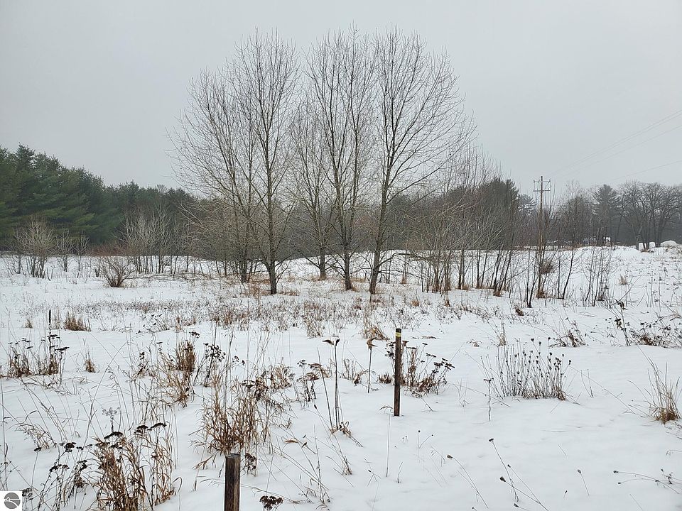 1st image of 2788 Greenwood Rd